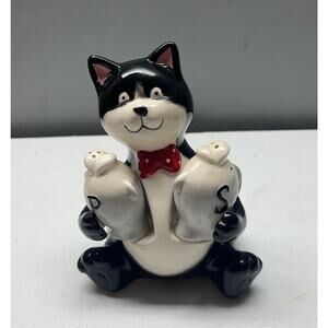 10 STRAWBERRY STREET Cat And Fish  Salt & Pepper Shackers Black/White